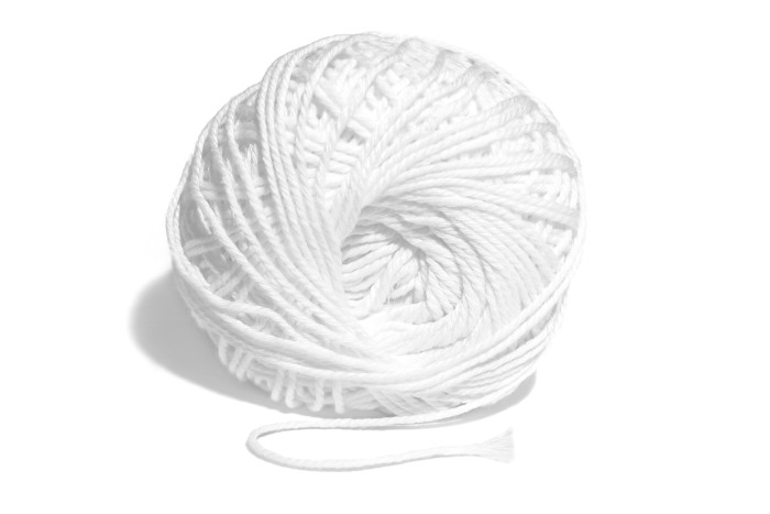 Нить толстая (1моток - 70м) (YG)