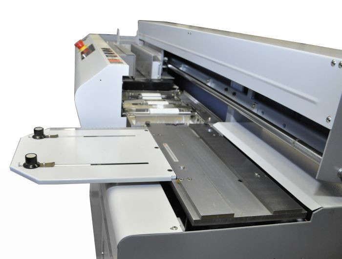 Машина термоклеевая  BW-976V3  дл.листа 420мм / max.толщина 60мм