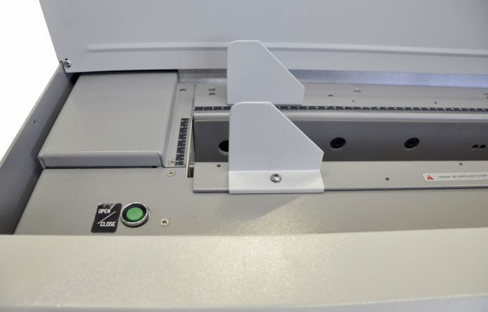 Машина термоклеевая  BW-976V3  дл.листа 420мм / max.толщина 60мм