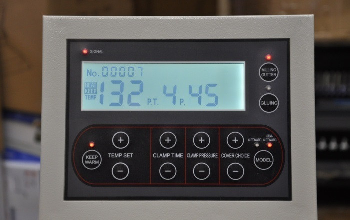 Машина термоклеевая  D60-A4