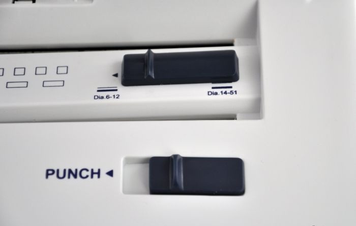 Электрич. переплетная машина 2В1 DSB  CW-4500  [пластик 25/450листов. металл 3:1 20/120листов.]