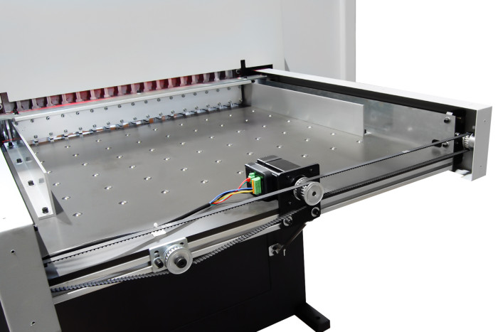 Резак гильотинный BindTec 7208 (Длина реза 720 мм.)