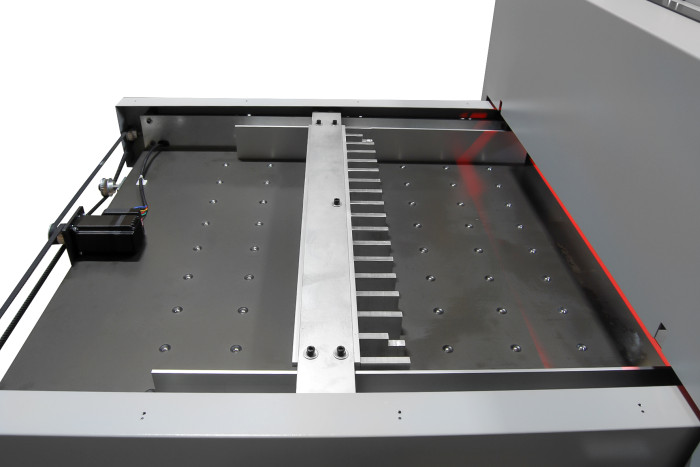 Резак гильотинный BindTec 7208 (Длина реза 720 мм.)