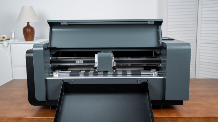 Режущий плоттер с АВТОподачей листов и СЕРВОдвигателями SKYCUT A3 MAX4 PRO (servo label cutter) (2 инструмента) 