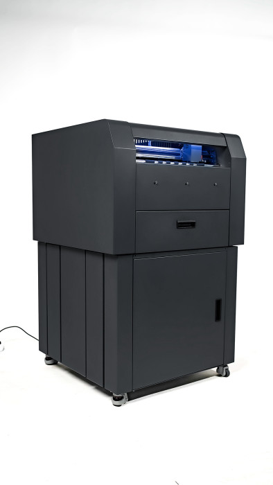 Режущий плоттер с АВТОподачей листов и СЕРВОдвигателями SKYCUT A3 MAX5 (servo label cutter) (2 инструмента) + стенд