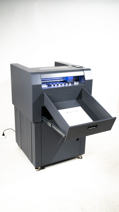 Режущий плоттер с АВТОподачей листов и СЕРВОдвигателями SKYCUT A3 MAX5 (servo label cutter) (2 инструмента) + стенд